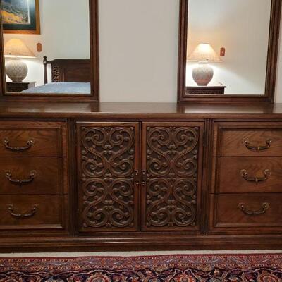 Lot 687: Long Dresser with (2) Mirrors