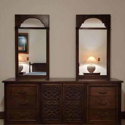 Lot 687: Long Dresser with (2) Mirrors