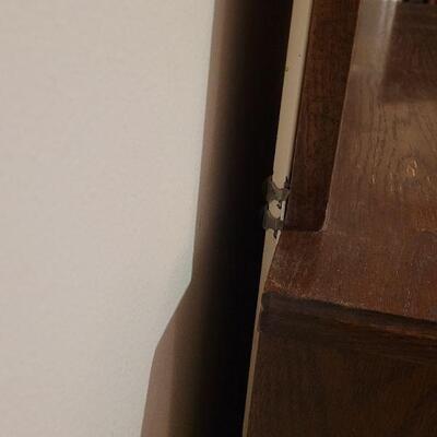 Lot 687: Long Dresser with (2) Mirrors