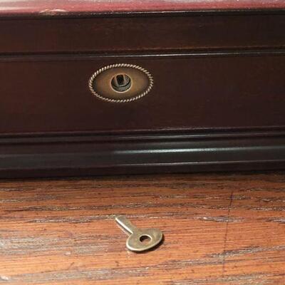 Lot 704: BOMBAY Watch Box