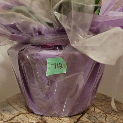 Lot 712: Silk Faux Orchid 