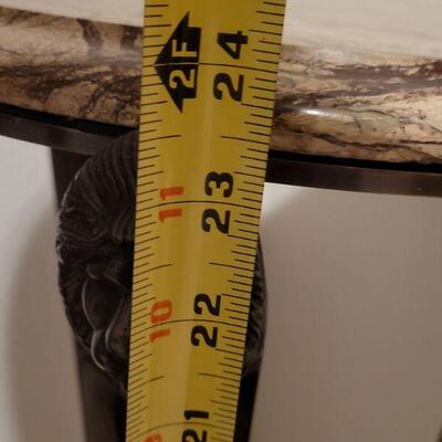 Lot 713: BOMBAY Small Table Stand
