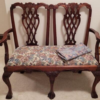 Lot 726: Claw foot Bench 