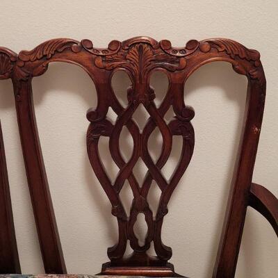 Lot 726: Claw foot Bench 