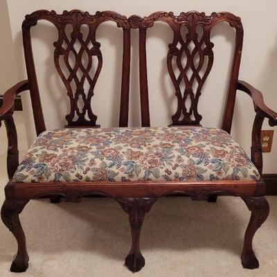 Lot 726: Claw foot Bench 