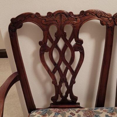 Lot 726: Claw foot Bench 