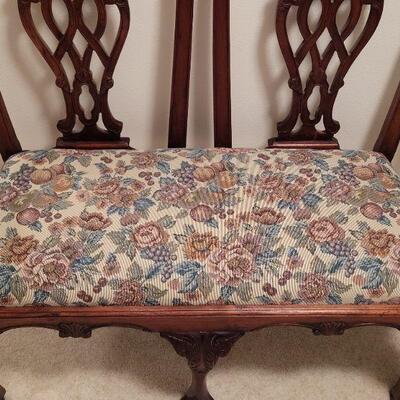 Lot 726: Claw foot Bench 