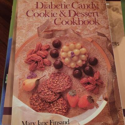 Lot 735: Diabetes Cookbooks