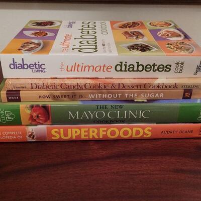 Lot 735: Diabetes Cookbooks