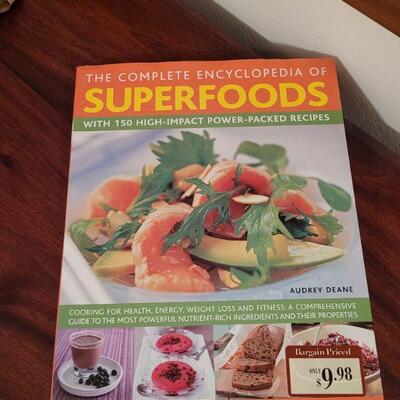 Lot 735: Diabetes Cookbooks