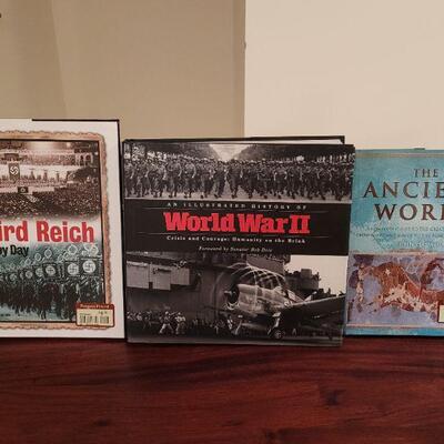 Lot 741: Book lot 
