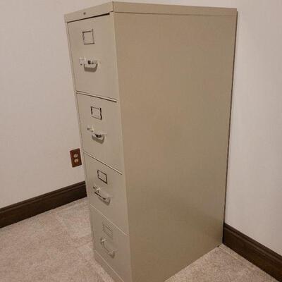 Lot 751: Metal Filing Cabinet 