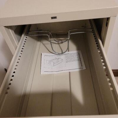 Lot 751: Metal Filing Cabinet 