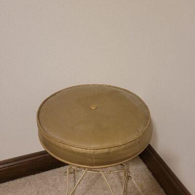 Lot 752: Mid Century Modern Adjustable Stool