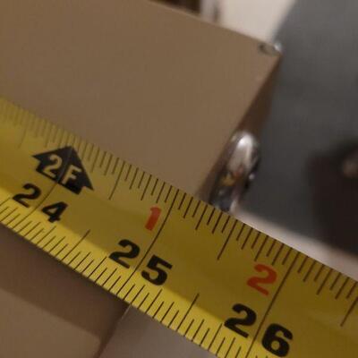 Lot 753: Metal Filing Cabinet 