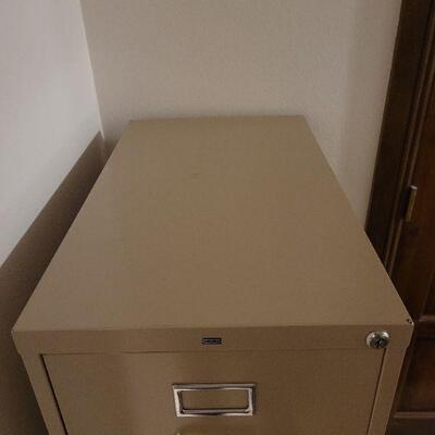Lot 753: Metal Filing Cabinet 