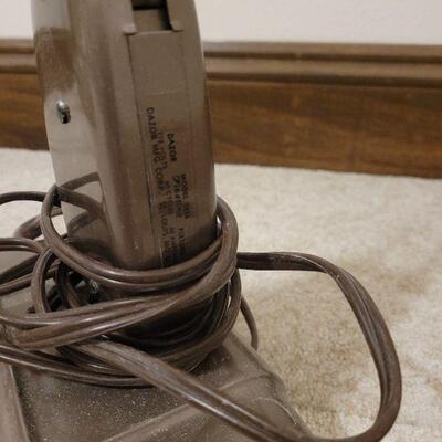 Lot 754: Mid Century Modern Adjustable Desk Lamp