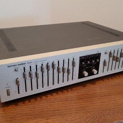 Lot 777: Vintage HARMON KARDON EQ8 Graphic Equalizer TESTED A+