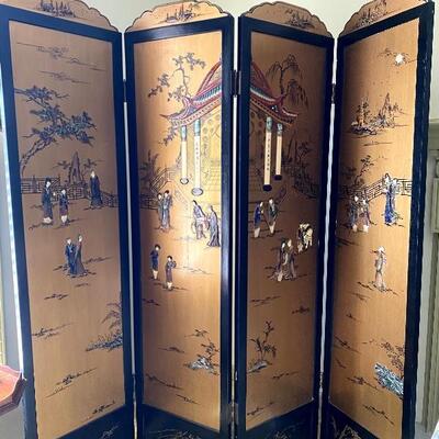 Folding Screen/Room Divider Oriental motif