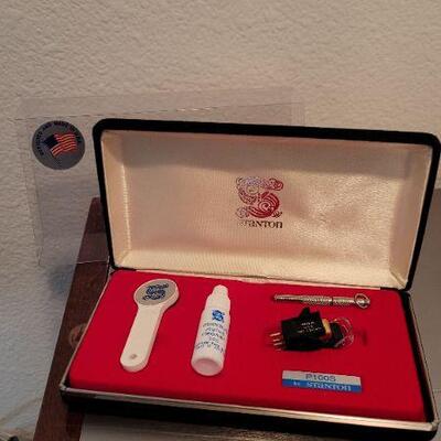 Lot 781: STANTON P100S P Mount Stereo Cartridge Kit