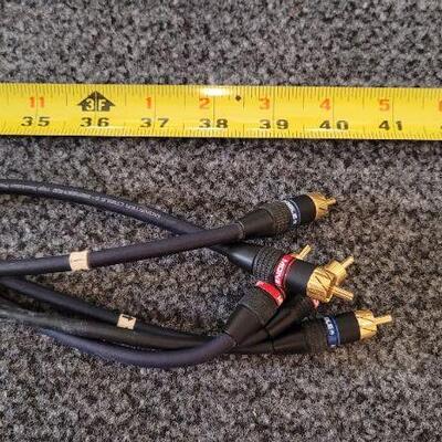 Lot 784: (5) 3.5ft MONSTER CABLE RCA Cords