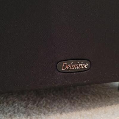 Lot 787: DEFINITVE TECHNOLOGY PRO SUB 1000 Subwoofer TESTED A+