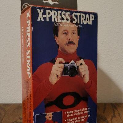 Lot 800: Vintage New Stock X-Press Camera Strap