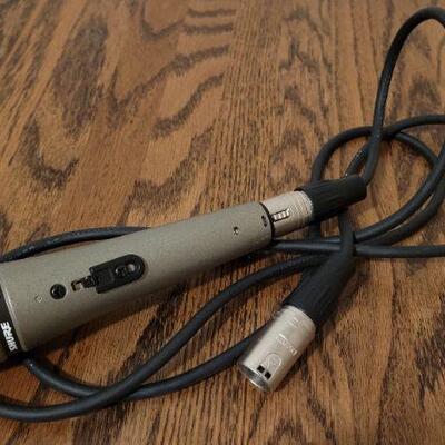 Lot 803: Vintage SHURE 51550 Unidyne B Dynamic Microphone  