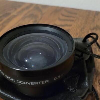 Lot 809: AF VIDEO WIDE CONVERTER 0.5X Lens
