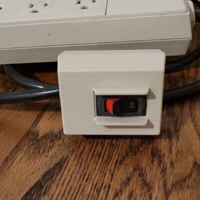 Lot 813: (2) Surge Protectors Home Office  