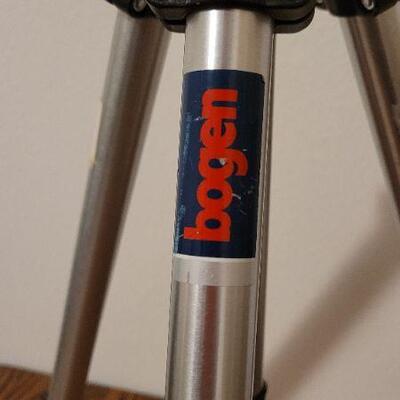 Lot 817: Vintage BOGEN Tripod w/ BOGEN 3160 Camera Mount