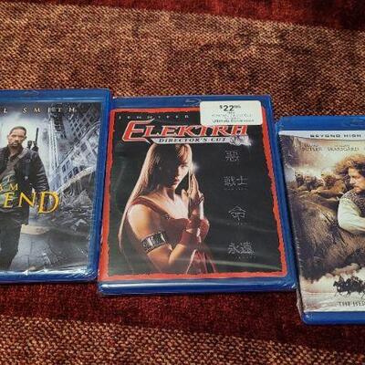 Lot 825: Assorted NEW SEALED Blue Ray Movies 