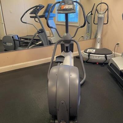 Precor EFX 5.23 elliptical trainer 