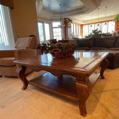 Gorgeous rustic coffee table 