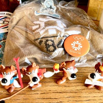 OLY 133  OLYMPIC SUMMER GAMES 1984 GROUP SARAJEVO VOOCHKO MASCOT WOLF