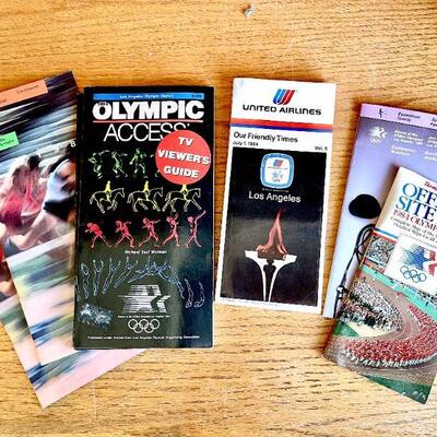 OLY 139  1984 OLYMPICS LOS ANGLES GUIDES BROCHURES MAP