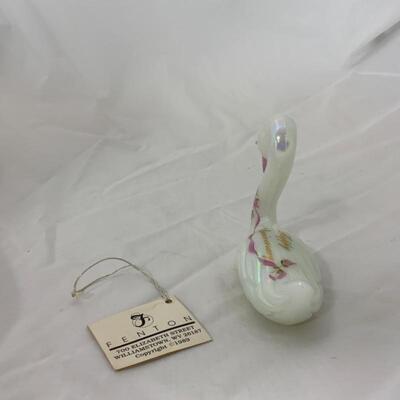.61. VINTAGE | Fenton | Hand Painted Anniversary Swan