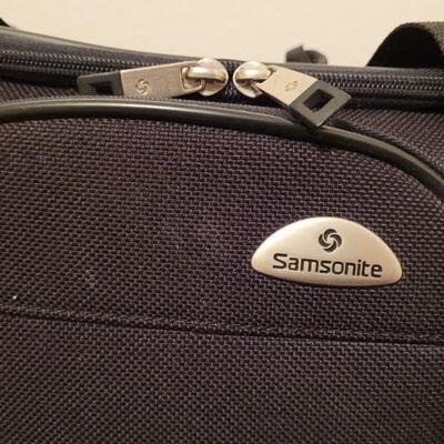 Lot 892: Samsonite Small Carry On Luggage 