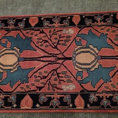 Lot 925: Runner Wool Rug made in India