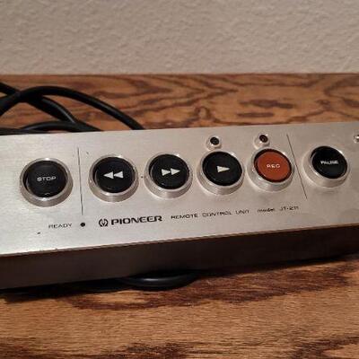 Lot 935: Vintage PIONEER JT-211 Reel to Reel Player Remote Control Tested A+