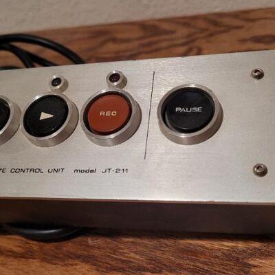 Lot 935: Vintage PIONEER JT-211 Reel to Reel Player Remote Control Tested A+