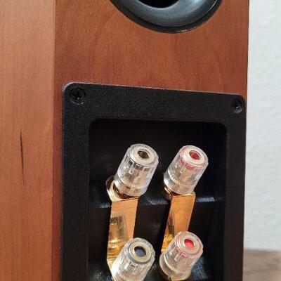 Lot 936: AELite A30300183A Speaker Pair TESTED A+