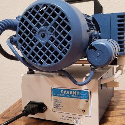 Lot 941: Vintage SAVANT 5 Amp Gel Pump GP100 Tested A+