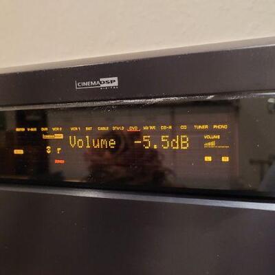 Lot 954: Vintage Early 2000's Flagship YAMAHA Natural Sound AV Reciever RX-Z9 TESTED A+ w/ Remote 