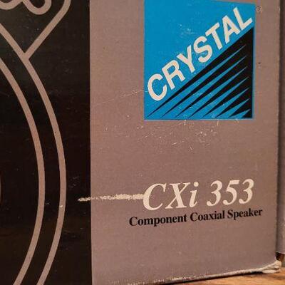 Lot 961: Vintage New Stock CRYSTAL CXi 353 Speakers 