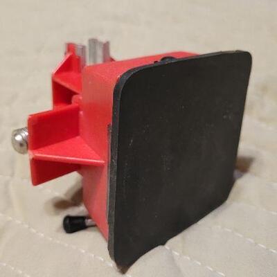 Lot 1021: Vintage Suction Mount Small Vise Grip Tool