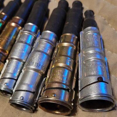 Lot 1030: Assorted Vintage MERCEDES BENZ Spark Plug Wires 
