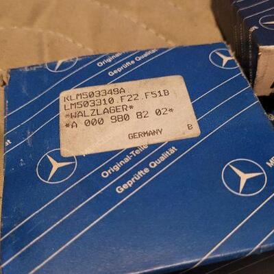 Lot 1033: Assorted NEW Stock MERCEDES BENZ Auto Parts 