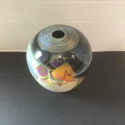 P - 1140 Artisan Signed Ceramic Hand-Painted Decorative Vase 
