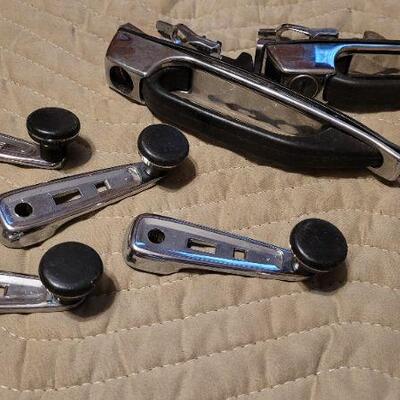 Lot 1040: Assorted Vintage MERCEDES BENZ Door and Window Handles 